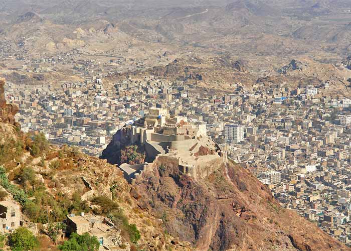Eyewitnesses to Seyaj: A Houthi Sniper Kills a Child and Seriously Wounds His Brother in Taiz